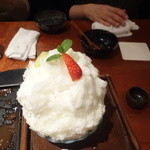 よろにく - 練乳フルーツ氷