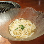 よろにく - 阿波素麺は太くて腰があります