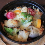 Kyouyasaibisutorohinata - 京都向日市清水農園産の菜の花と冬野菜のチーズグラタン　980円