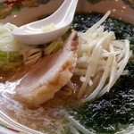 特麺コツ一丁ラーメン - 岩のりラーメン　ニンニク少なめ　2016.1