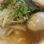 麺一盃 - 濃厚味噌魚介ラーメン半熟味付玉子増し(2016/1)