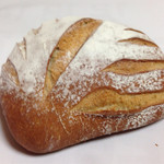 ブーランジェリー アダチ パティスリー - カンパーニュ  ¥300＋税