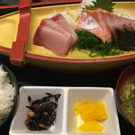茅ヶ崎 海ぶね - お刺身定食 ¥1,000
