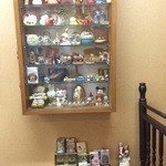 喫茶軽食 きよ水 - お人形類もレトロです♡