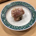 すし人　酒伊 - 鰤は細かく和えて握ってありました