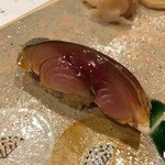 すし人　酒伊 - 〆鯖握り
