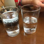 叶や - 2016年1月。まだいろはにほへとのグラスです。