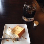 マーニャマーニャ - ランパス ミートドリアセット 食後のデザートとドリンク