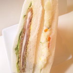 ぱんと洋菓子 オリムピックパン - 三角サンド