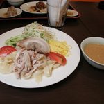 だんざ - 刀削麺を使った冷麺 650円