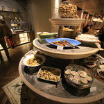 GLORIA PRINCE HOTEL - 