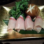 北新地 湯木 - 寒鰤です。鰤しゃぶになります。