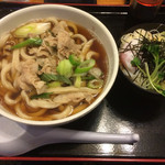 駕籠休み - 肉汁うどん、目出度屋丼