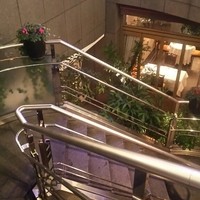 メゾン ポール・ボキューズ - 地下店舗へ繋がる階段