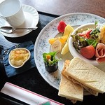 ぴっか - ごぼうのトーストセット