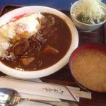 Pコック - 目玉焼のせカレーライス