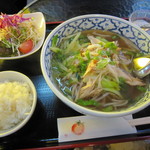 タイ屋台料理メーアン - 鶏肉ラーメンのランチ☆