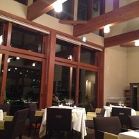 レストランゼルコバ - ゼルゴバ　店内