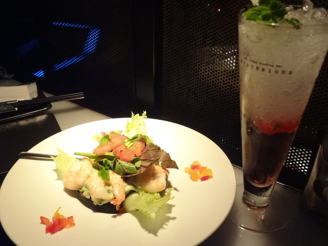 Neo Tokyo Fooding Bar MYSTERIOUS 新宿店｜ミステリアス 新宿店>