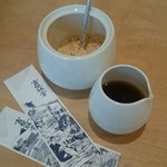 中井春風堂 - お箸の袋は。吉野杉の箸がエコなものであることを説明しています。