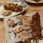 田中んちパート2 - 串焼（ねぎ間・ボンチリ・白レバー・ナンコツ）？円