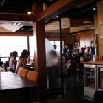 コマグラ カフェ - 2006/7/30掲載。店内