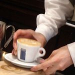 イタリアンバール LA VIOLA - 8/2大川さんのカプチーノ