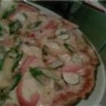 オーバーテイク - 本日のピッツァ：夏野菜とアンチョビのピッツァ