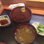 Kappou Yawaragi - いくら丼
