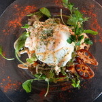 目玉焼きタコライス