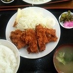 ニコニコ亭 - ソースカツ定食\670
