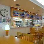 軽食喫茶 どんぐり - 店内の様子