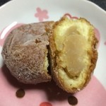 金加屋 - 餡ドーナツの中は白あんです【料理】 