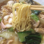 中華料理 四川飯店 - 五目スープそば麺リフト〜(*^◯^*)❤️