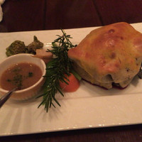 BISTRO DOUBLE - イチボの塩パイ包み焼き