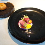 クラフタル - シカの肉と、シカのミンチ肉がはいった揚げパン