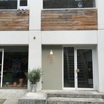 クラフタル - ビル入口