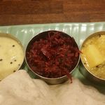 ケララの風II - 【2016年1月】ミールス：バナナのカーラン、ビーツのトーレン、さつまいものクートゥ