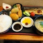 かあさん定食 おひるや
