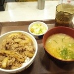 すき家 - 2016.1.31 牛丼とん汁おしんこセット490円