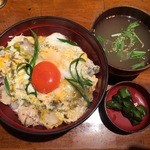 恵比寿　鶏味座 - 山椒親子丼(汁物・お漬物付)　1,080円