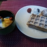 Lounge & Dining G - 作りたてのﾜｯﾌﾙとﾊﾟﾝｹｰｷ