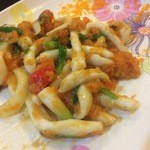 Saeng Chai Pochana - 卵黄とイカの炒め物