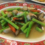 Saeng Chai Pochana - アスパラガスの炒め物