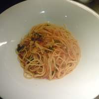 イル・クアドリフォーリオ - つぶ貝のトマトソーススパゲッティ・アンチョビ風味