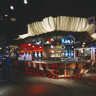 ダイニングダーツバーBee_0