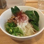 カーザ ルカ - ラー博は俺の社員食堂。  ペペロソチーノ和え麺＋温玉！  辛さはMAXの5辛！  シャシンだとヤサイプリタツでヘルシーに見える。駄菓子菓子 