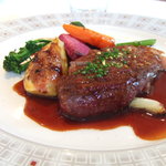 ラトラス - ２０１０年７月　鴨のローストと無花果のキャラメリゼ赤ワインポートソース