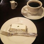 西洋菓子 しろたえ - 