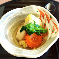 札幌 なだ万雅殿 - 鰤のつみれと野菜の炊き合わせ